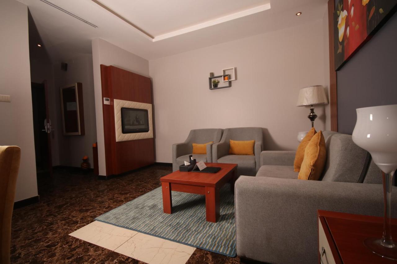 Tobal Al Zahra Hotel Apartments Jeddah Exterior photo
